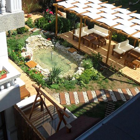 Hotel Yanis Лозенець Екстер'єр фото