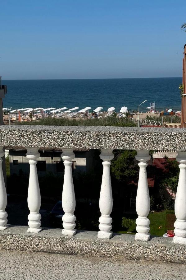 Hotel Yanis Лозенець Екстер'єр фото